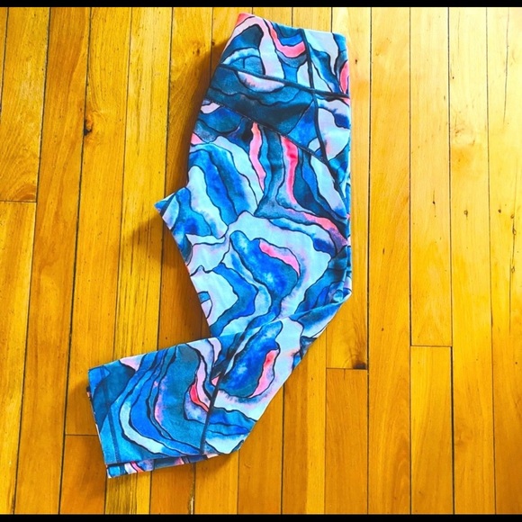 ZELLA LEGGINGS AND BRA TOP - Picture 3 of 8